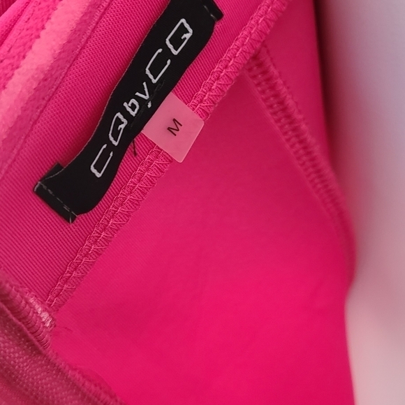 CQ BY CQ Mid Length Barbie Pink Off The Shoulder Cocktail Dress Size Small NWT - Picture 11 of 13